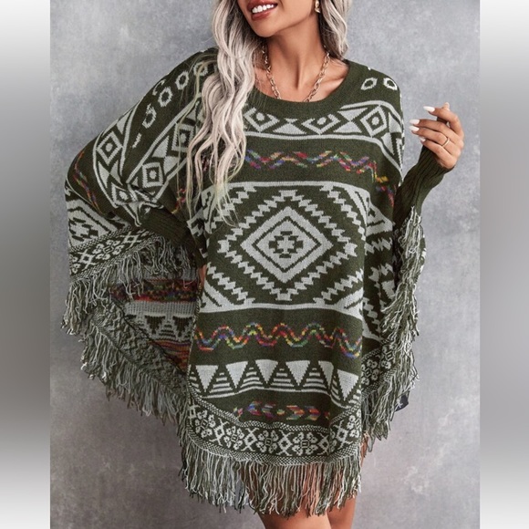 Sweaters - Cozy Aztec Tribal Print Tassel Fringe Hem Poncho Sweater